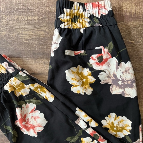 Dynamite Floral Work Joggers - Picture 2 of 4